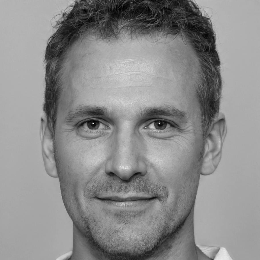 Miguel Santos, Tutor de Seguimiento Personalizado