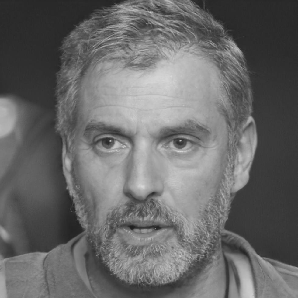 Roberto Fernández, Coordinador de Programas Online